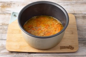 Гороховая каша с морковью и луком в мультиварке Гороховая каша с морковью и луком в мультиварке