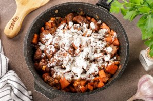 Гуляш с гречкой Гуляш с гречкой