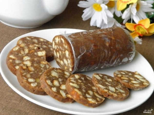 Шоколадная колбаса из печенья Шоколадная колбаса из печенья