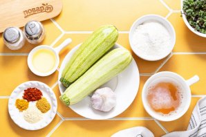 Кабачки в кляре с чесноком