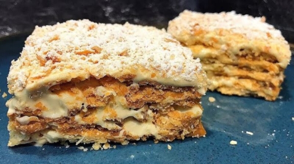 Хрустящие коржи и необычный крем. Невероятно вкусный торт «Папирус» Хрустящие коржи и необычный крем. Невероятно вкусный торт «Папирус»