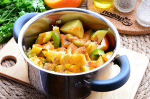 Картофель, тушеный с грибами Картофель, тушеный с грибами