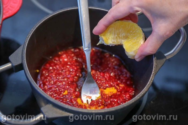 Свиная грудинка, запеченная с глазурью из смородины с апельсином Свиная грудинка, запеченная с глазурью из смородины с апельсином