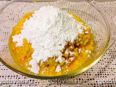 Апельсиновые пирожные с безе