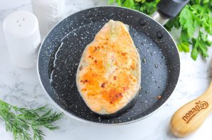 Огненный лосось с киноа и томатами Огненный лосось с киноа и томатами