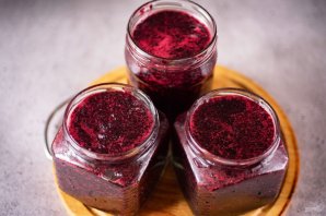 Черноплодная рябина протертая с сахаром Черноплодная рябина протертая с сахаром