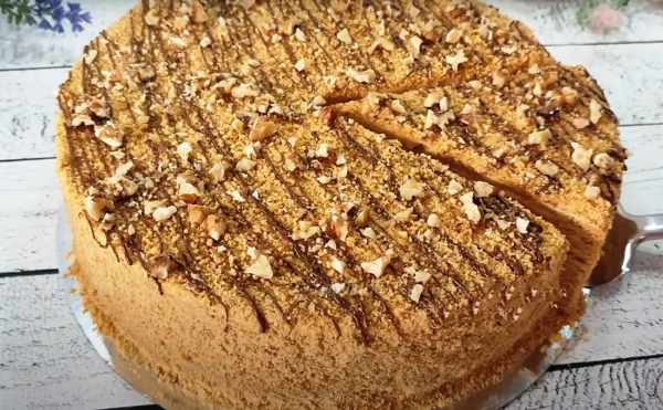 Чешский медовик «Марленка». Нежнейший торт без раскатки коржей