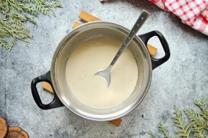 Медовый рулет с кремом Медовый рулет с кремом