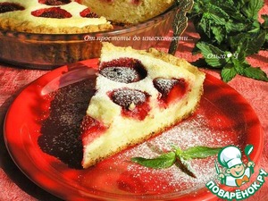 Творожный пирог с клубникой