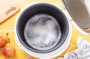 Груши в мультиварке Груши в мультиварке