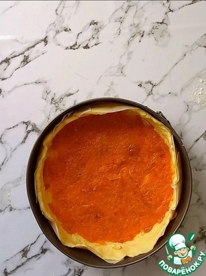 Пирог с творогом и курагой