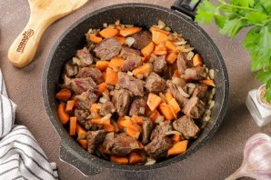 Гуляш с гречкой Гуляш с гречкой