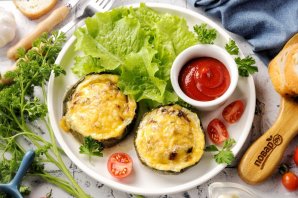 Кабачки с фаршем, чесноком и сыром Кабачки с фаршем, чесноком и сыром