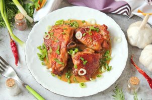 Адобо из курицы Адобо из курицы