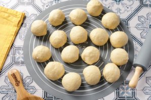 Булочки плюшки