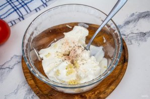 Помидоры с творожным сыром и чесноком Помидоры с творожным сыром и чесноком