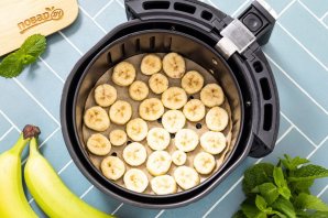 Банановые чипсы в аэрогриле Банановые чипсы в аэрогриле