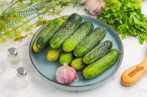 Соленые огурцы на зиму холодным способом в банках Соленые огурцы на зиму холодным способом в банках