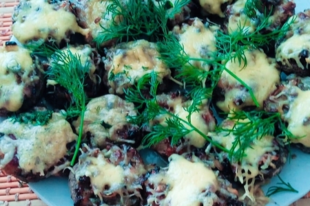Запеченные шампиньоны с сыром