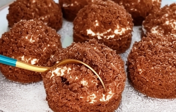 Красивые сладкие пирожные с кремом и джемом. Изысканный десерт: вкус словами не передать Красивые сладкие пирожные с кремом и джемом. Изысканный десерт: вкус словами не передать