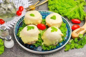 Котлеты с сыром и помидорами Котлеты с сыром и помидорами