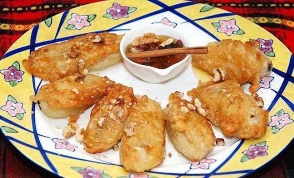 Бананы с медом на десерт в мультиварке Бананы с медом на десерт в мультиварке