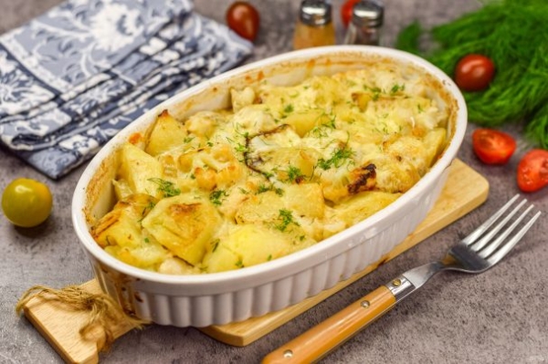 Минтай с картошкой в майонезе Минтай с картошкой в майонезе