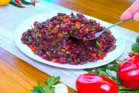 Салат из свеклы с фасолью Салат из свеклы с фасолью
