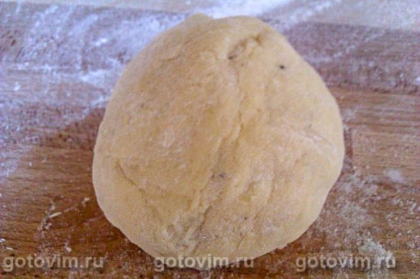 Сырное печенье с перцем, тмином и фенхелем (Фролини аль пармежиано)