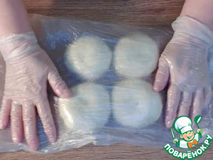 Слоеный пирог с брынзой