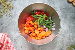 Овощное рагу с брокколи и баклажанами Овощное рагу с брокколи и баклажанами