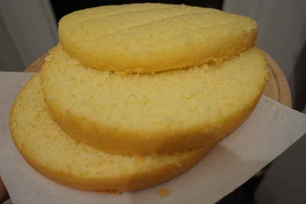 Ванильный бисквит из пяти яиц в мультиварке