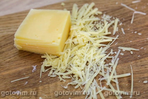Свиные отбивные с сыром и сельдереем в мультиварке