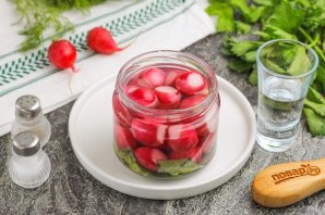 Маринованная редиска с ботвой на зиму Маринованная редиска с ботвой на зиму