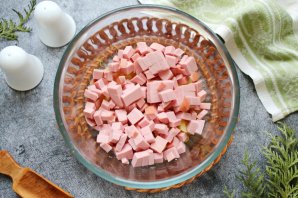 Окрошка с горчицей и сметаной на квасе Окрошка с горчицей и сметаной на квасе