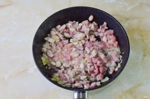 Блинчики с курицей и сыром Блинчики с курицей и сыром