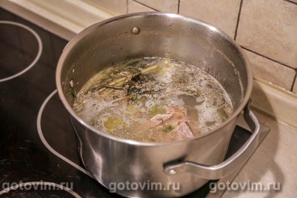 Суп из говядины с пекинской капустой и чили Суп из говядины с пекинской капустой и чили