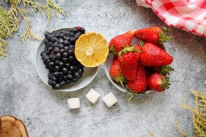 Варенье из черники и клубники Варенье из черники и клубники