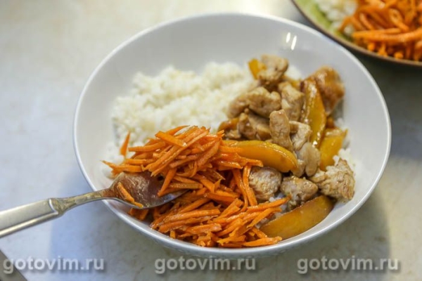 Поке с жареной куриной грудкой в соусе терияки, манго, авокадо и бобами эдамаме Поке с жареной куриной грудкой в соусе терияки, манго, авокадо и бобами эдамаме