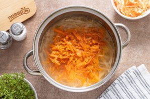 Щи из квашеной и свежей капусты Щи из квашеной и свежей капусты