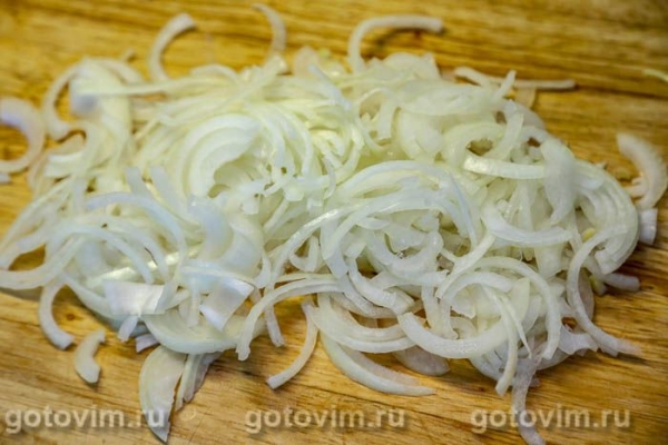 Мятый картофель с жареным луком и сыром Мятый картофель с жареным луком и сыром