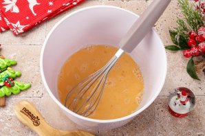 Новогодний торт "Зеленая Змея" Новогодний торт "Зеленая Змея"