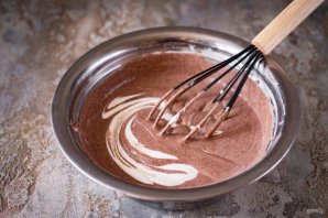 Шоколадный чизкейк с выпечкой