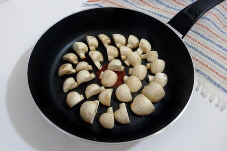 Жаркое в горшочке под съедобной крышечкой Жаркое в горшочке под съедобной крышечкой