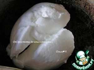 Шоколадно-творожный рулет "Рождественское полено" Шоколадно-творожный рулет "Рождественское полено"