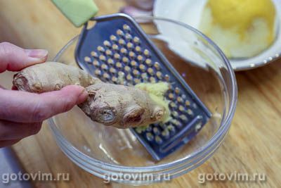 Запеченные куриные бедра в лимонно-имбирном маринаде с мёдом Запеченные куриные бедра в лимонно-имбирном маринаде с мёдом