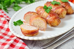 Рулетики с беконом