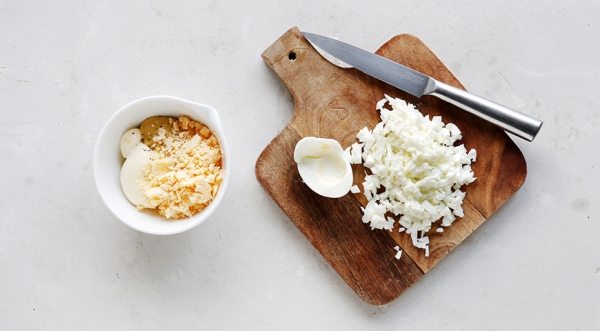 Канапе с говяжьим языком, пошаговый рецепт с фото на 64 ккал