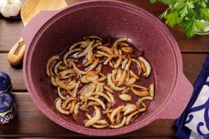 Рассыпчатый плов с говядиной Рассыпчатый плов с говядиной