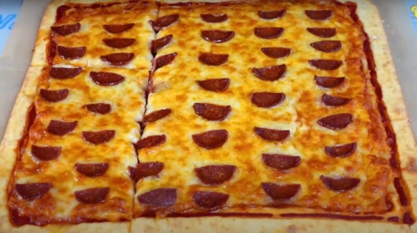 Покупать пиццу больше нет смысла. Рецепт вкусной домашней пиццы для любого повода: тесто без замеса Покупать пиццу больше нет смысла. Рецепт вкусной домашней пиццы для любого повода: тесто без замеса